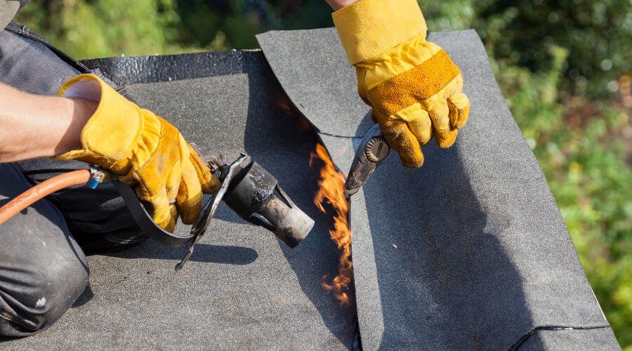 Expert Emergency Roof Repairs services in Mulino, OR